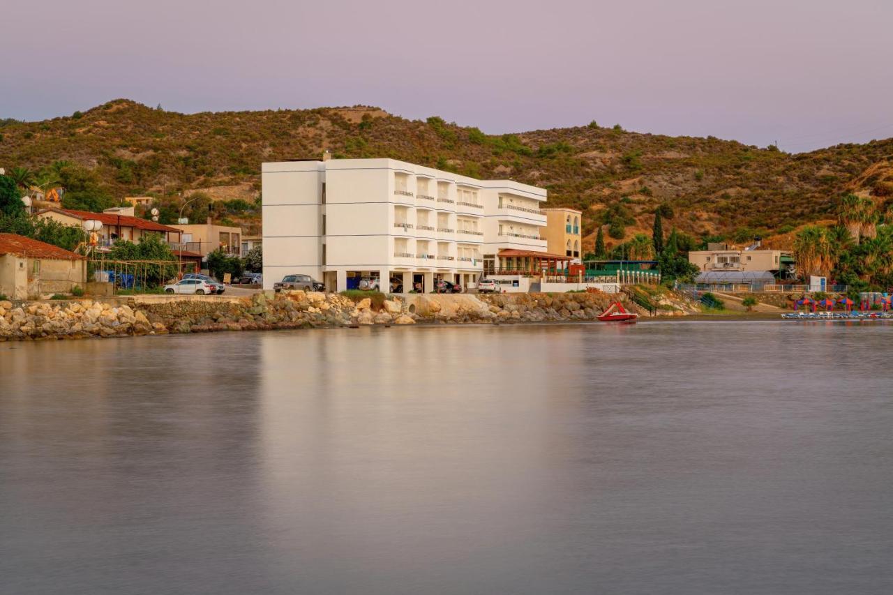 Tylos Beach Hotel Kato Pyrgos Exterior foto